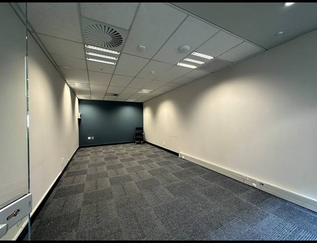 710.70M² OFFICE TO LET IN CENTURION CENTRAL